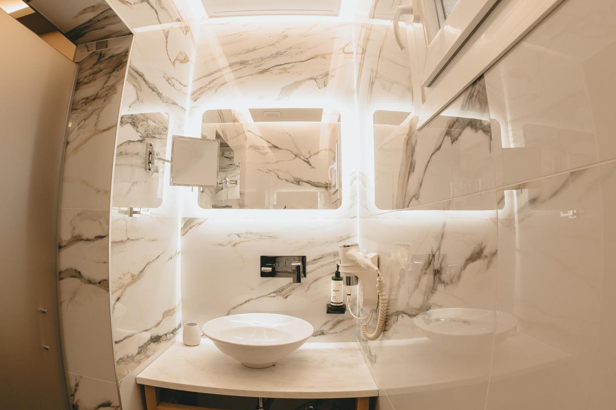 Dráma Giardino High Living Suites חדר תמונה